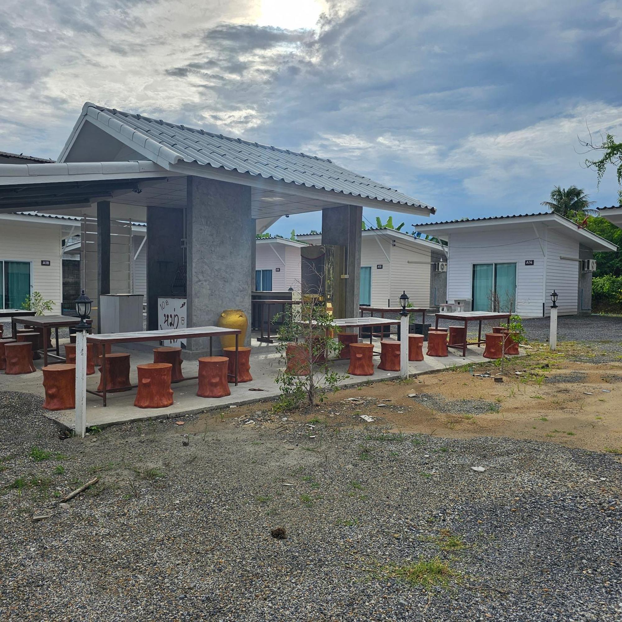Bansuan Inthanon Resort -Classic House Chom Thong Luaran gambar